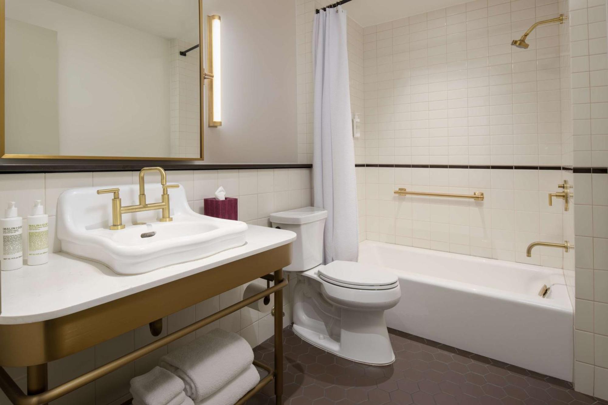 Hotel Savoy Kansas City, Tapestry Collection By Hilton Exterior foto
